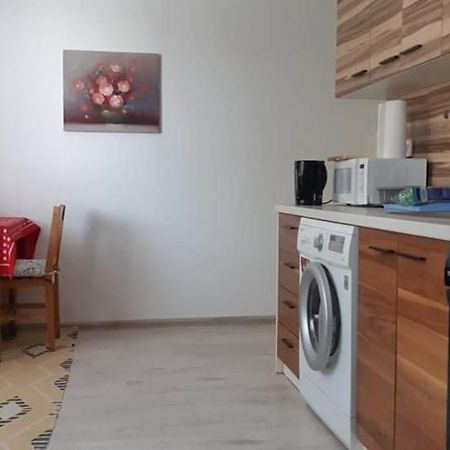 Szoba Konyha Lakas Komárno Exterior foto